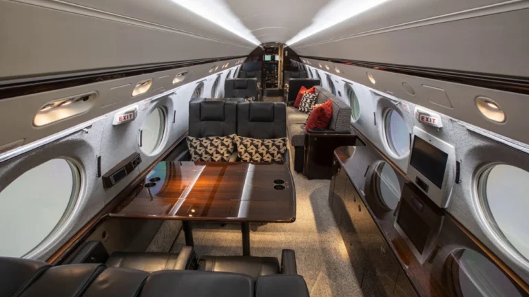Gulfstream G IV interior